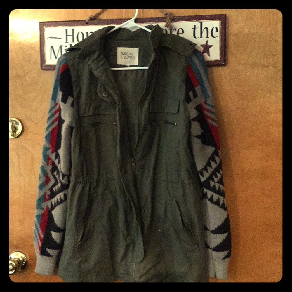 Jacket with knit sleeves